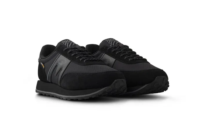 Albatross Control 8211 Caviar Caviar F820009 Sneakers Men Karhu Albatross Control