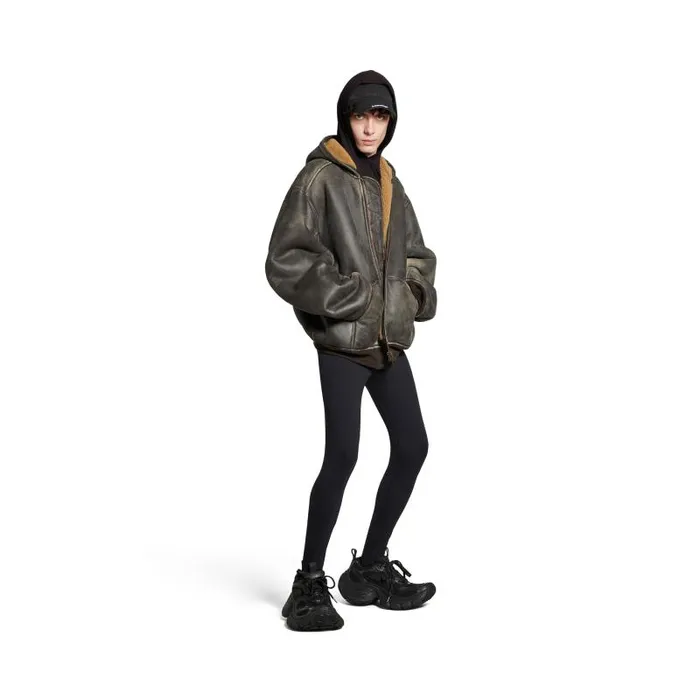 Balenciaga Coats and Jackets WomenMen Shearling Zipup Hoodie Large Fit In Brown Brown Balenciaga Coats and Jackets WomenMen Shearling Zipup Hoodie Large Fit In Brown Brown