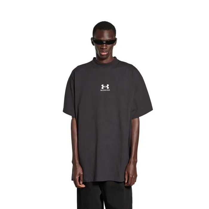 Balenciaga Tshirts Men Men039s Under Armour Tshirt Oversized In Blackwhite Blackwhite