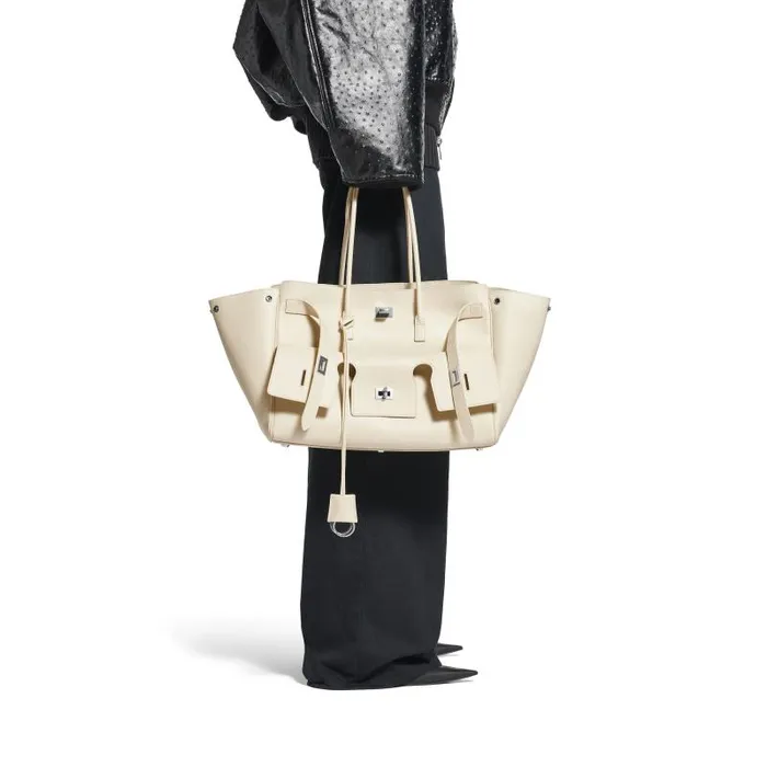 Balenciaga Tote Bags Women Women039s Bel Air Medium Carry All Bag In Soya Soya Balenciaga Tote Bags Women Women039s Bel Air Medium Carry All Bag In Soya Soya
