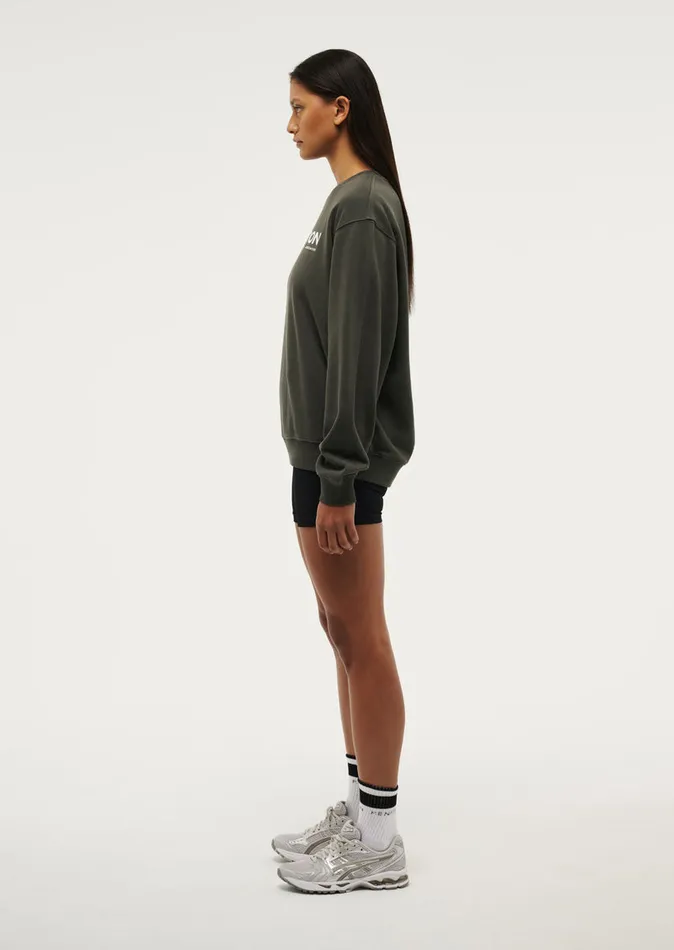 Baseline PE Nation Women QUALIFY SWEAT IN GUNMETAL