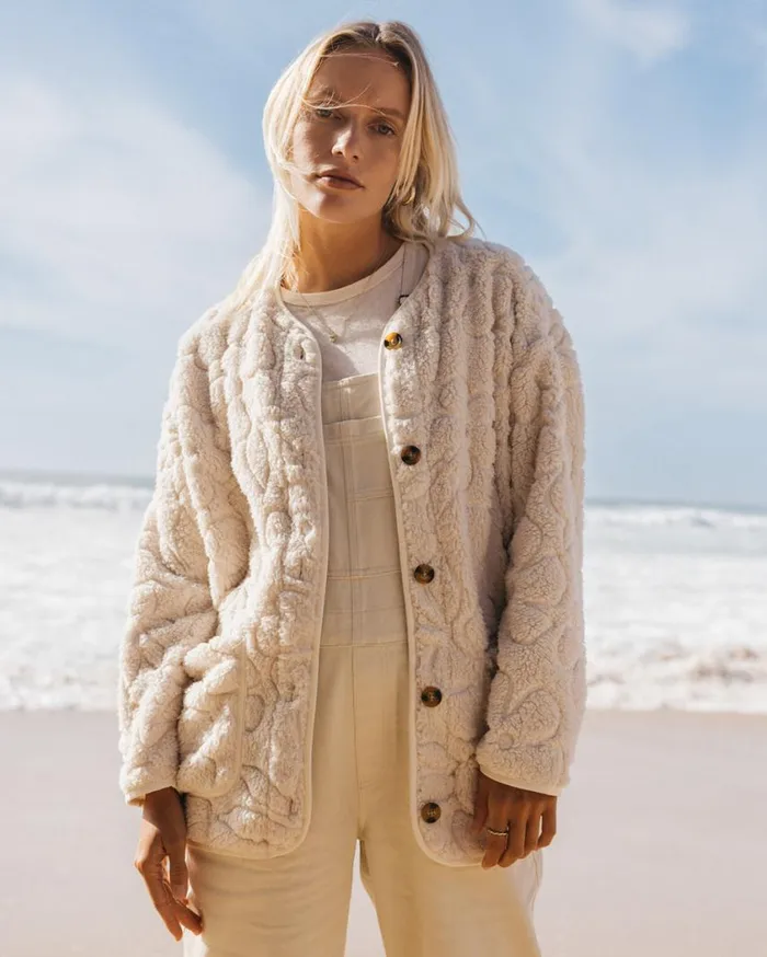 Billabong Fireside Cozy Buttoned Fleece Jacket White Cap Womens Sweatshirts and Fleece Billabong Fireside Cozy Buttoned Fleece Jacket White Cap Womens Sweatshirts and Fleece