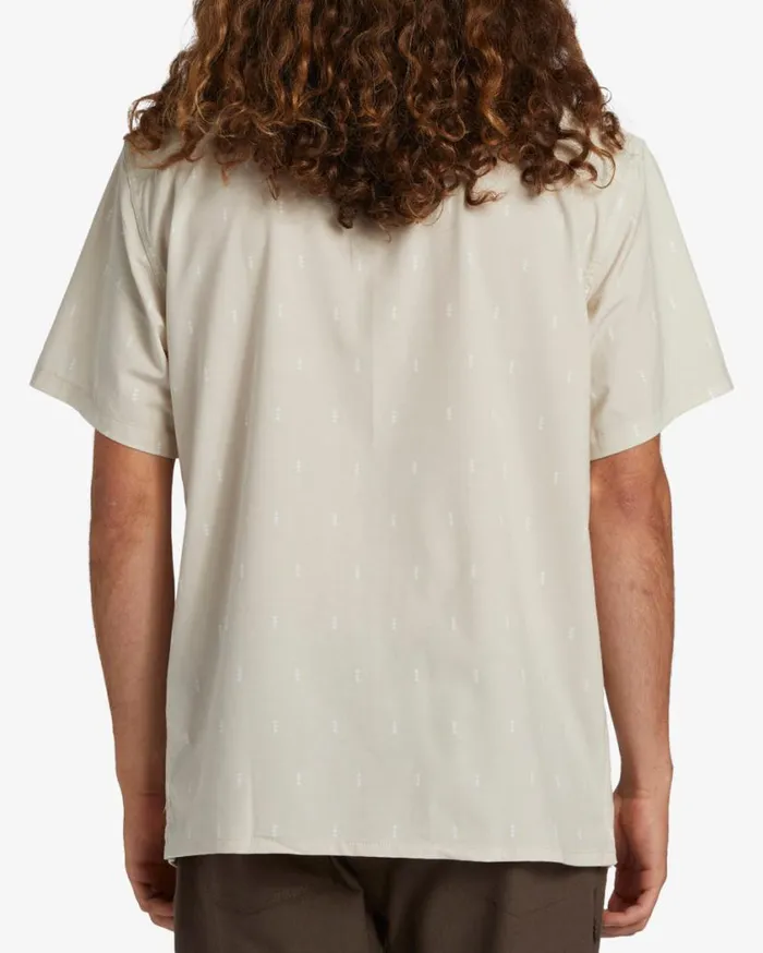 Billabong Surftrek Trail Short Sleeve Woven Shirt Cream Mens Shirts Billabong Surftrek Trail Short Sleeve Woven Shirt Cream Mens Shirts