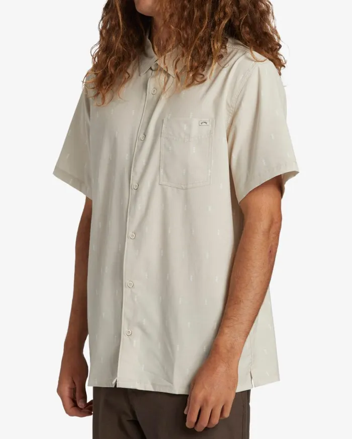 Billabong Surftrek Trail Short Sleeve Woven Shirt Cream Mens Shirts Billabong Surftrek Trail Short Sleeve Woven Shirt Cream Mens Shirts