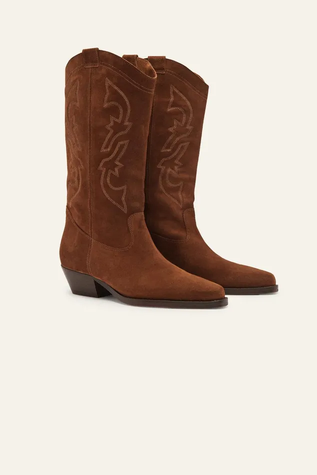 Boots Claurys Brown Women Baandsh Shoes