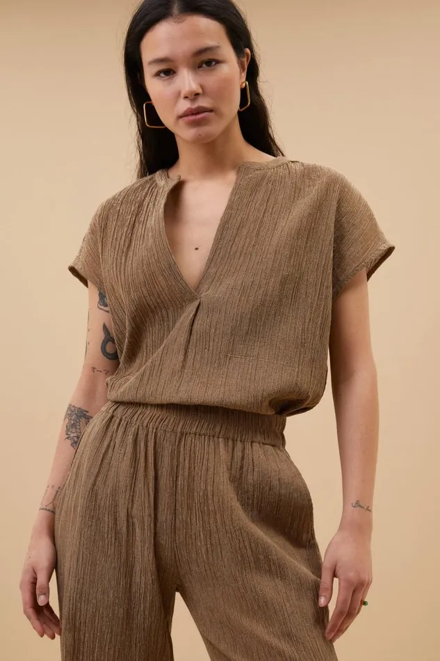 ByBar Blouses Vrouwelijk Amie Lurex Blouse Gold ByBar Blouses Vrouwelijk Amie Lurex Blouse Gold