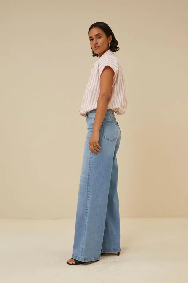 ByBar Blouses Vrouwelijk Bieke Linen Stripe Blouse Bubblegum ByBar Blouses Vrouwelijk Bieke Linen Stripe Blouse Bubblegum