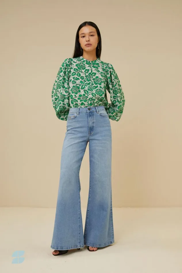 ByBar Blouses Vrouwelijk Rikki Batik Flower Blouse Batik Flower Print