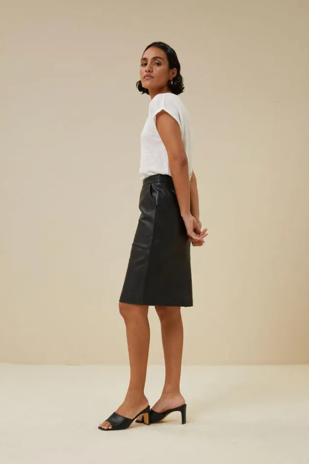 ByBar Broeken Vrouwelijk Basic Leather Skirt Black ByBar Broeken Vrouwelijk Basic Leather Skirt Black