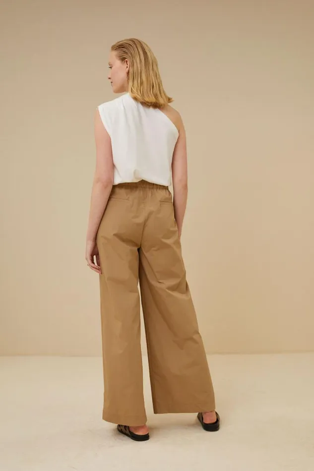 ByBar Broeken Vrouwelijk Eli Poplin Pant Camel ByBar Broeken Vrouwelijk Eli Poplin Pant Camel