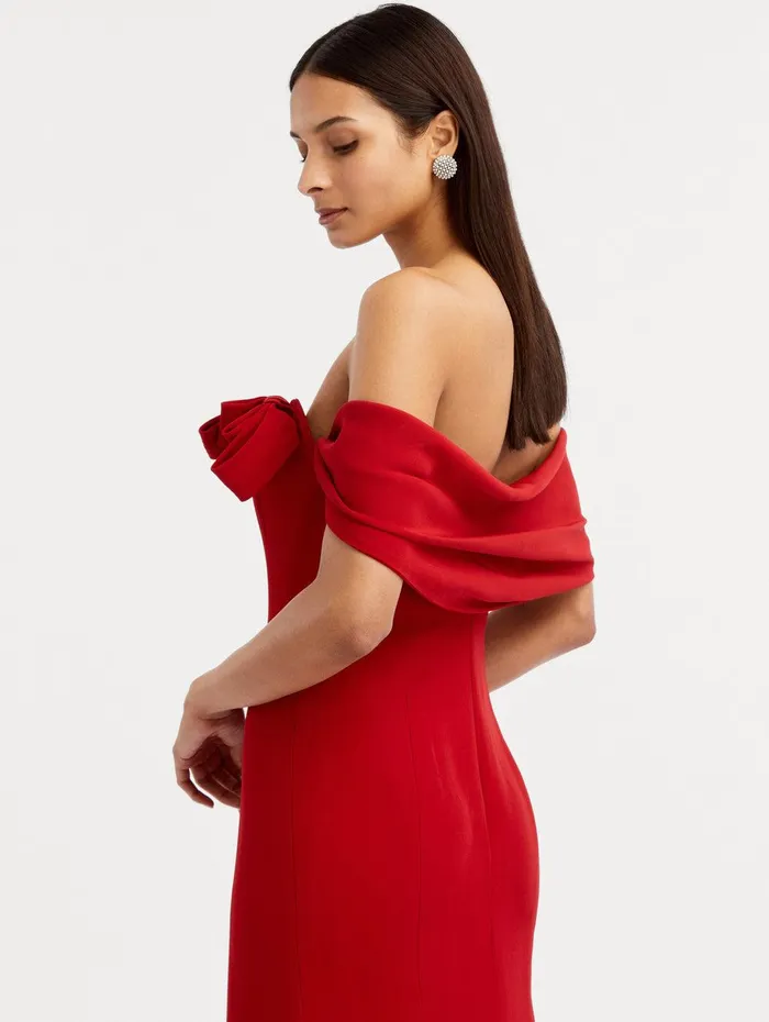 Cady Off Shoulder Peasante Gown Crimson Women Oscar De La Renta Gowns and Caftans Cady Off Shoulder Peasante Gown Crimson Women Oscar De La Renta Gowns and Caftans