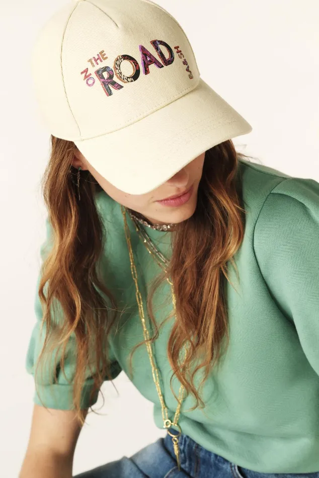 Curved Visor Cap Hilona OffWhite Women Baandsh Hats