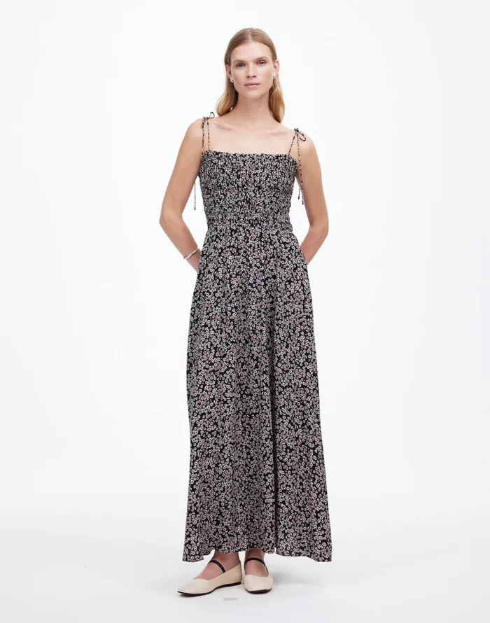 Dresses Women Madewell Smocked TieStrap Midi Dress In Floral Daisy Black Ground