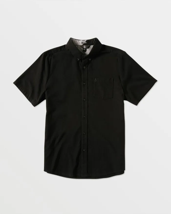 Everett Oxford Short Sleeve Shirt 8211 New Black Mens Volcom Shirts and Flannels Everett Oxford Short Sleeve Shirt 8211 New Black Mens Volcom Shirts and Flannels
