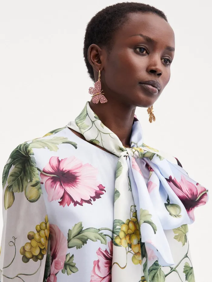 Fig and Grapes Silk Chiffon Blouse Multi Women Oscar De La Renta Blouses and Knits Fig and Grapes Silk Chiffon Blouse Multi Women Oscar De La Renta Blouses and Knits