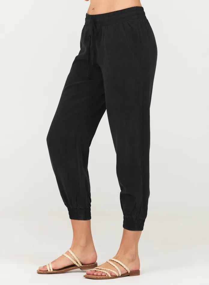 Joggers Women Bella Dahl Easy Drawstring Jogger 8211 Vintage Black Joggers Women Bella Dahl Easy Drawstring Jogger 8211 Vintage Black