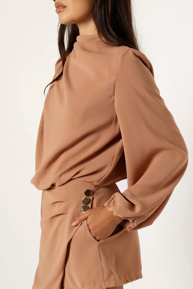 Jumpsuits and Rompers Petal and Pup Women Galen Long Sleeve Romper Mocha
