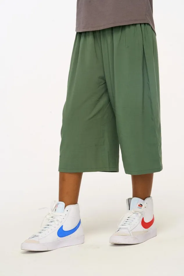 Kids Chaser Brand Girls Flowy Dark Forest Green Heirloom Woven Pant