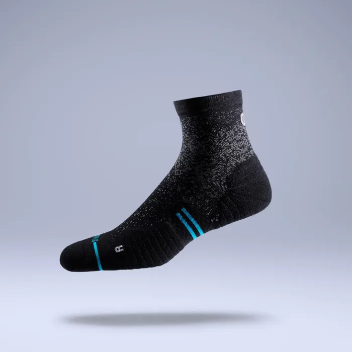 Light Performance Quarter Socks So Sporty 8211 Black MenWomen Stance Quarter