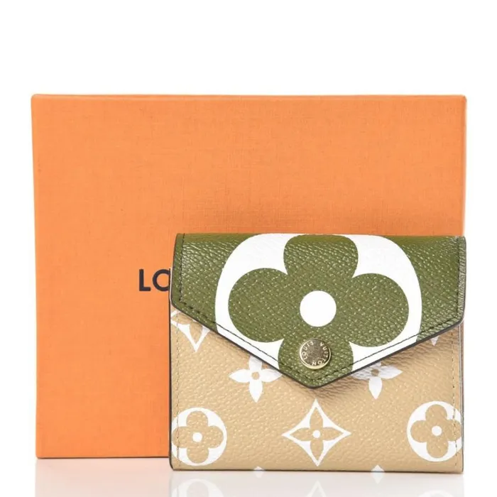 Louis Vuitton Monogram Giant Zoe Wallet Khaki M67640 8211 Louis Vuitton Handbag Store Women Louis Vuitton Wallets