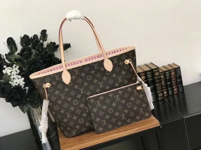 Louis Vuitton Neverful MM M50366 8211 Louis Vuitton Handbag Store Women Louis Vuitton Neverfull Bag