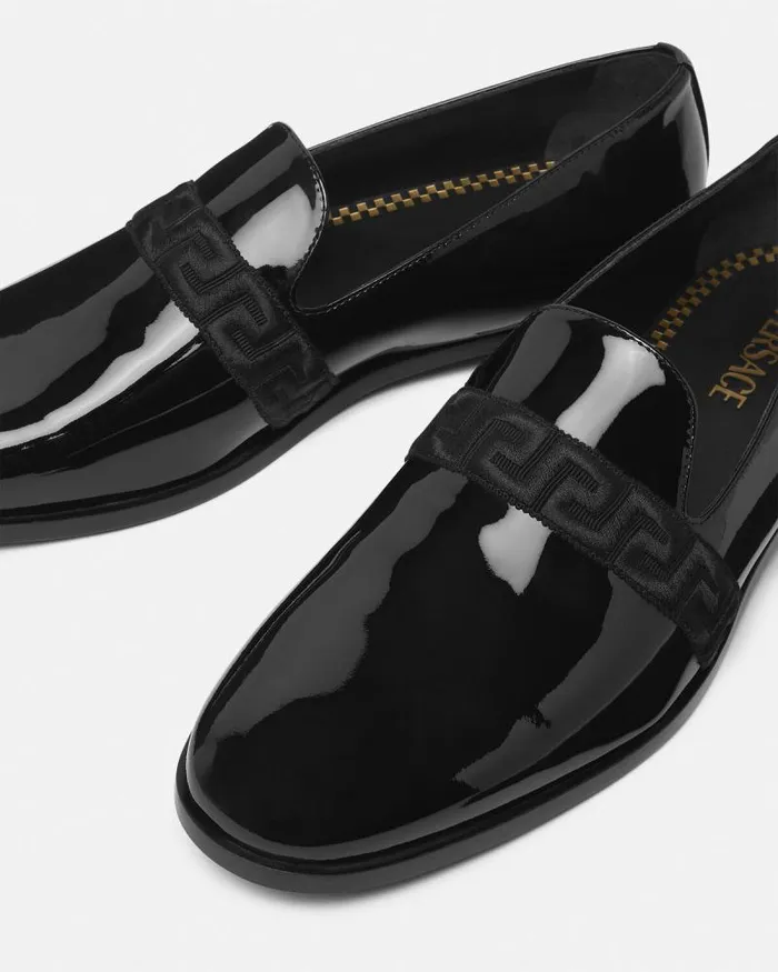 Medusa Patent Slippers Black Men Versace Loafers and Slippers