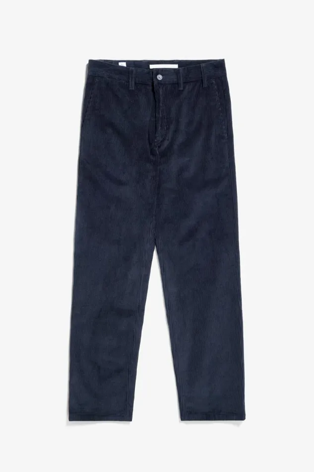 Men Aros Regular Wide Wale Corduroy Chino Dark Navy Norse Projects Trousers