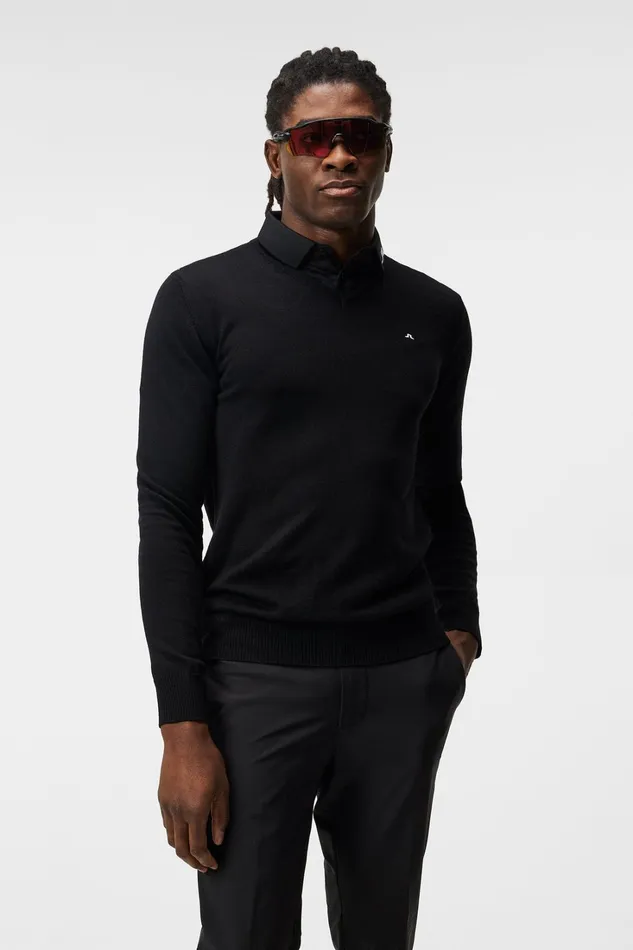 Men Lymann Merino Vneck Sweater Black JLindeberg Knitwear