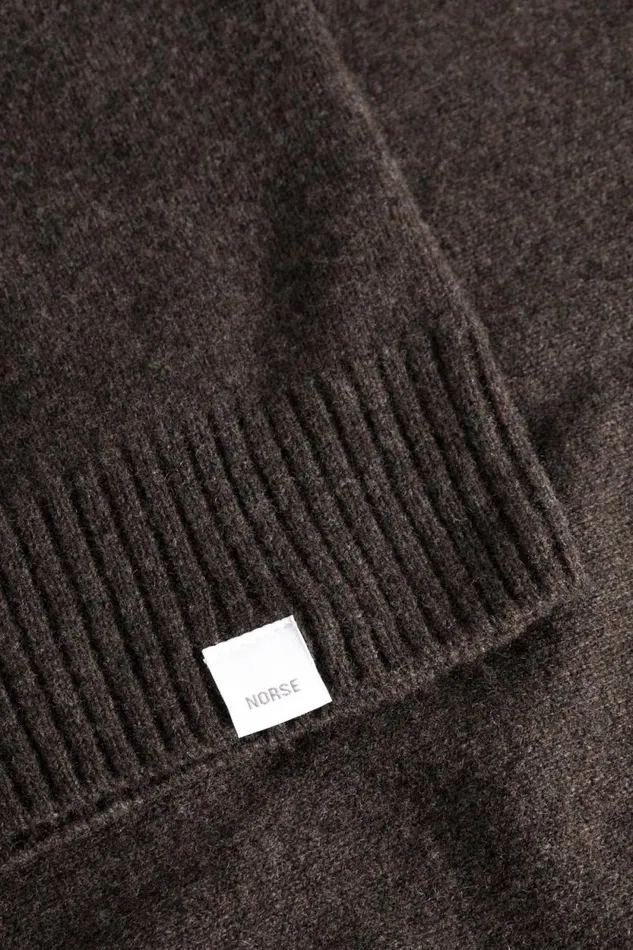 Men Norse Standard Merino Lambswool Polo Heathland Brown Norse Projects Knitwear