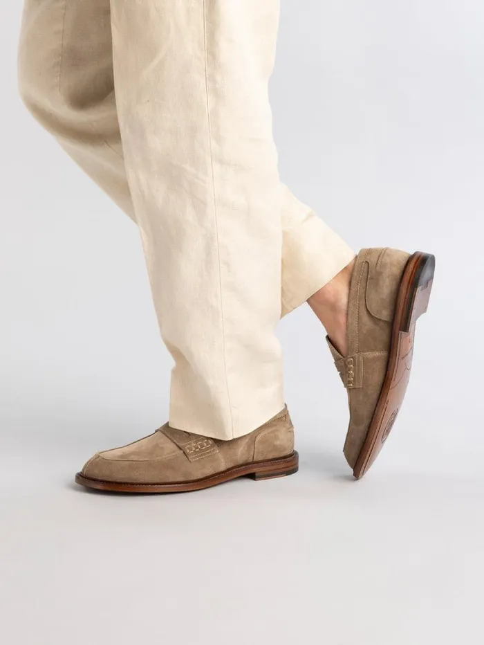 Men Officine Creative Footwear SAX 001 Taupe Suede Penny Loafers