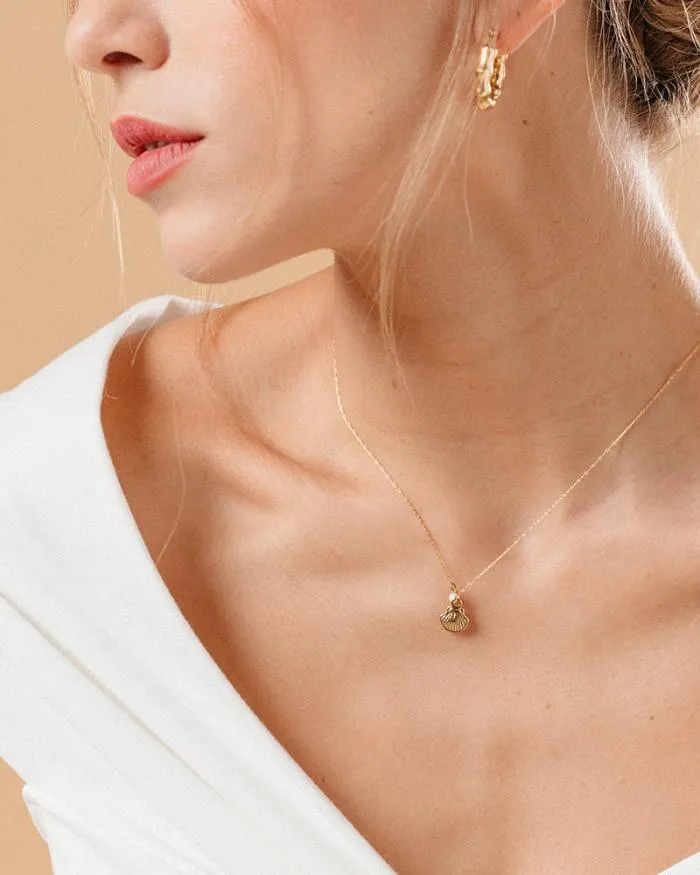 NECKLACE OR MARRAINE Shop Grace and Mila Jewellery