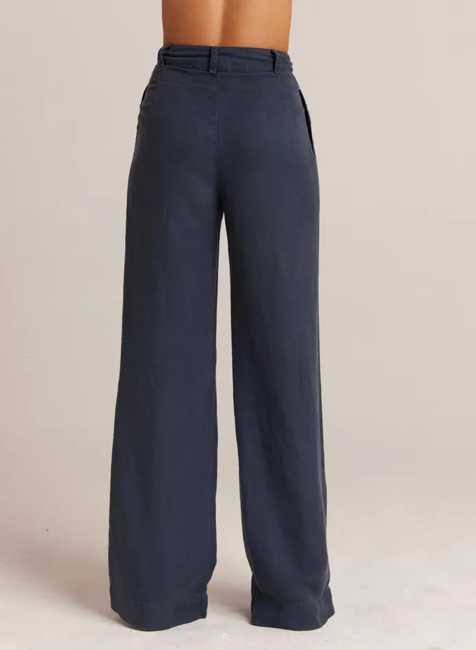 Pants Women Bella Dahl Greta Pleated Wide Leg Trouser 8211 Coastal Navy Pants Women Bella Dahl Greta Pleated Wide Leg Trouser 8211 Coastal Navy