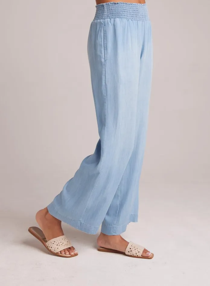 Pants Women Bella Dahl Smocked Waist Wide Leg Pant 8211 Caribbean Wash Pants Women Bella Dahl Smocked Waist Wide Leg Pant 8211 Caribbean Wash