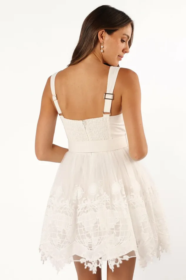Petal and Pup Glebe Mini Dress White Women Linen Dresses