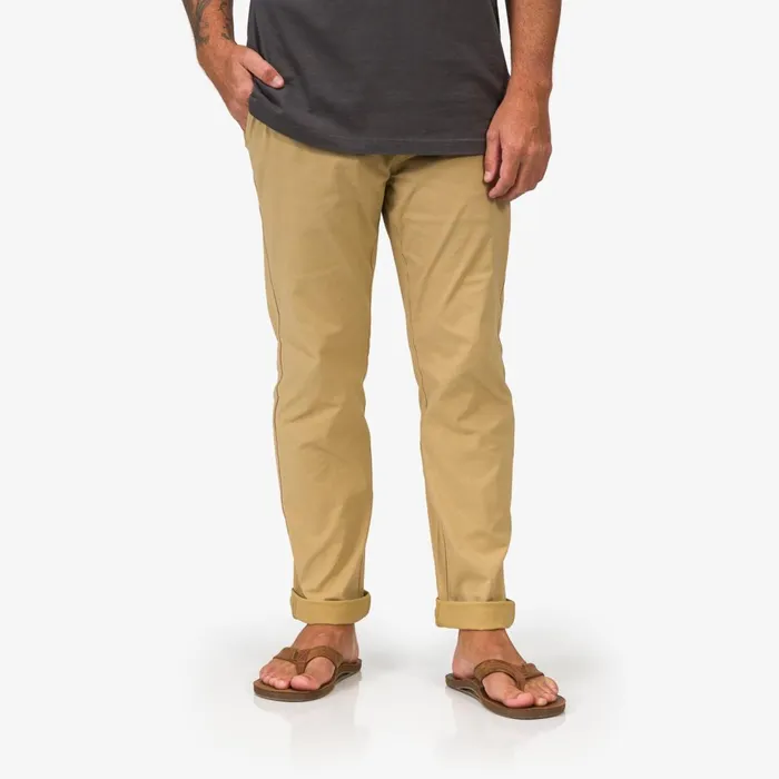 Reef Carrick Upf 40 Stretch Pant Kelp Men Surf Shirts and Upf Apparel