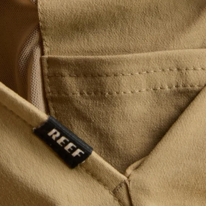 Reef Carrick Upf 40 Stretch Pant Kelp Men Surf Shirts and Upf Apparel