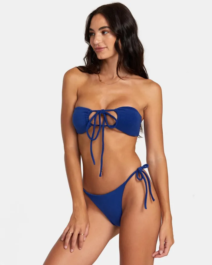 RVCA Bikini Tops Tezzy Solid Halter Bikini Top Bolt 8211 Women