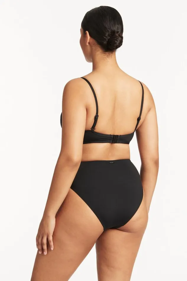 Sea Level Tops Scallop DDD Moulded Cup Bralette Scallop 8211 Women