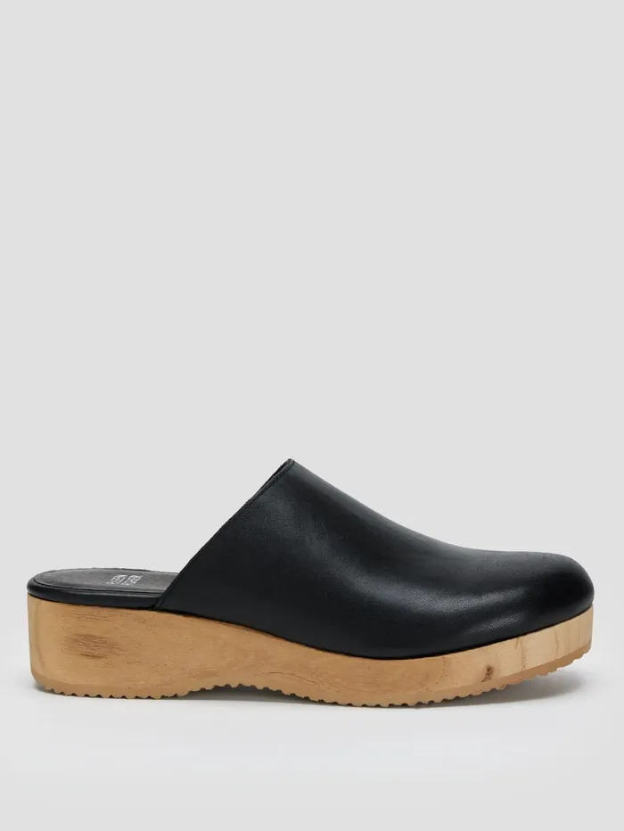 Shoes Women Eileen Fisher Smooth Leather Clog Black