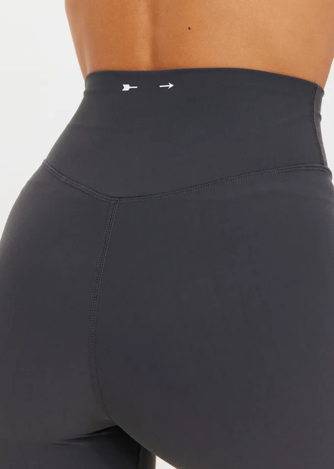 Shorts Women THE UPSIDE PEACHED 6IN HIGH SPIN SHORT