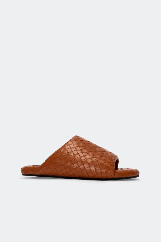 Simon Miller Flats Women Woven Bubble Slide In Chestnut Vegan Leather
