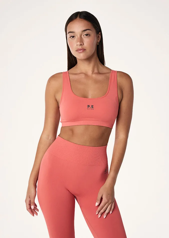 SportsBras PE Nation Women RESTORE SEAMLESS SCOOP BRA IN BRICK RED