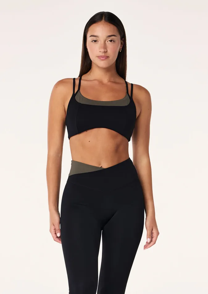 SportsBras Women PE Nation DISTORTION SPORTS BRA IN BLACK