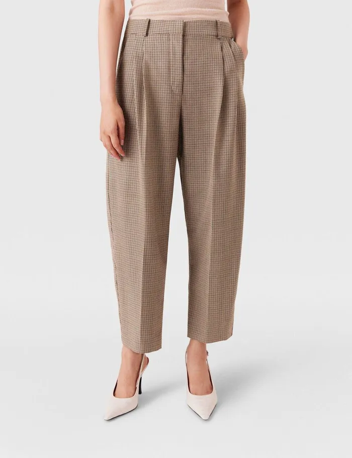 Stella McCartney Pants And Shorts Women Pleated Houndstooth Wool Pants Brown Stella McCartney Pants And Shorts Women Pleated Houndstooth Wool Pants Brown