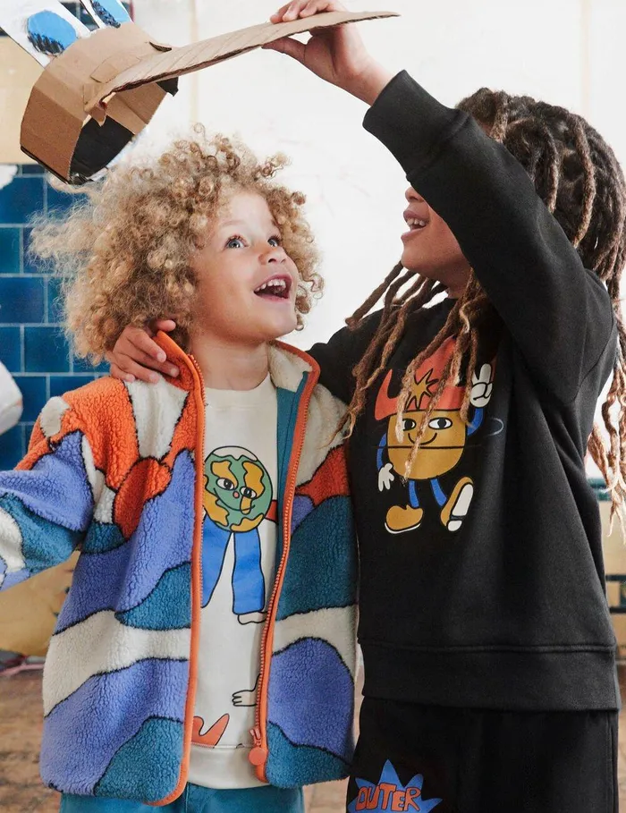 Stella McCartney TShirts And Sweatshirt Kids Cosmic Cowboy Graphic Sweatshirt Black Stella McCartney TShirts And Sweatshirt Kids Cosmic Cowboy Graphic Sweatshirt Black