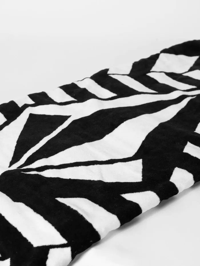 Stoneray Towel 8211 Black White Mens Volcom Accessories