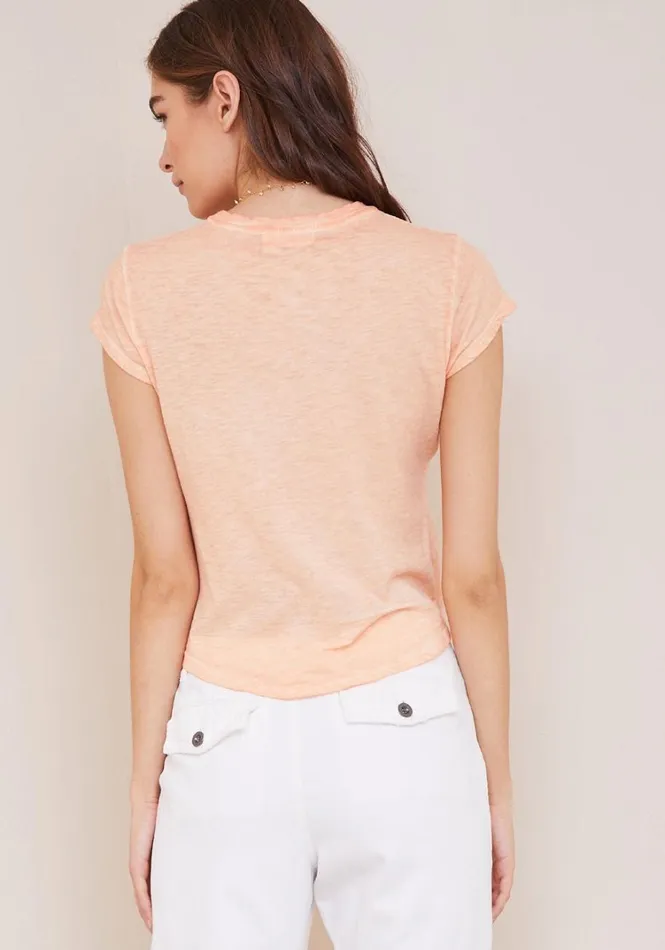 TShirts Women Bella Dahl Baby Crew Tee 8211 Soft Apricot TShirts Women Bella Dahl Baby Crew Tee 8211 Soft Apricot