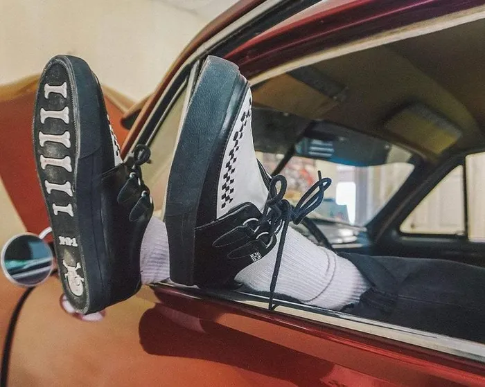 TUK Shoes Sneakers Men Black and White DRing Sneaker