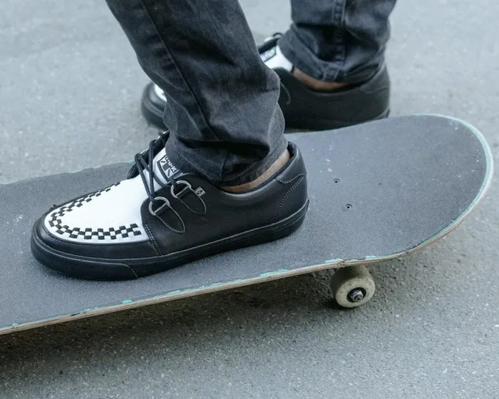 TUK Shoes Sneakers Men Black and White DRing Sneaker