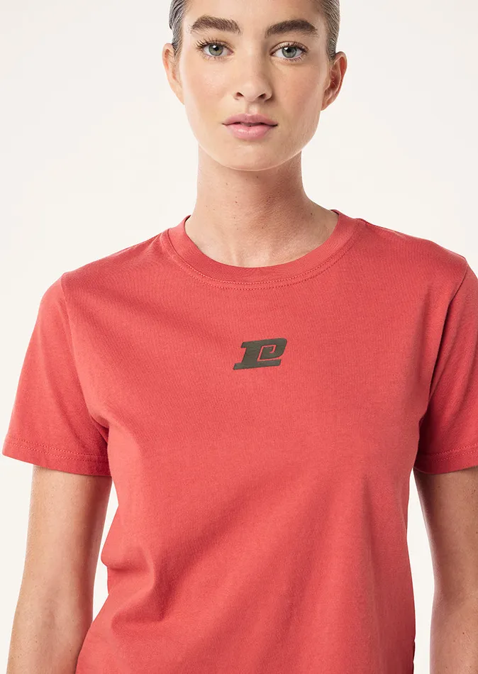 Tees PE Nation Women SHORELINE TEE IN WASHED BRICK RED